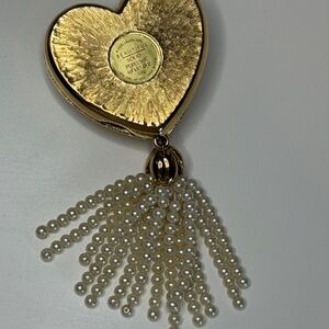 Vintage Estée Lauder Beautiful Solid Perfume Heart Compact w Pearl Tassel